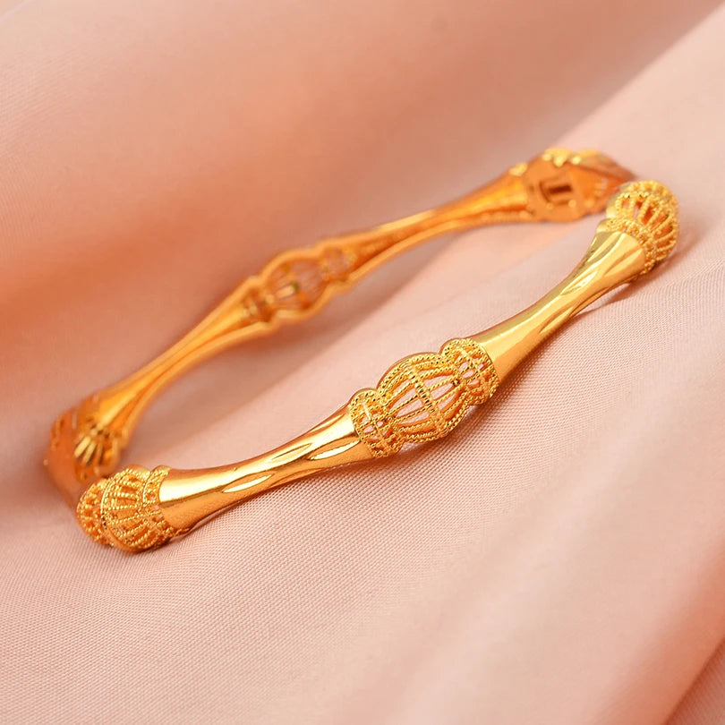 Round Flower Gold-Color Bangle – Algerian Wedding Bracelet (2.36")
