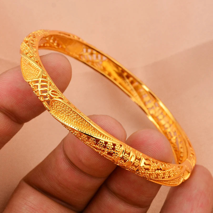 Round Flower Gold-Color Bangle – Algerian Wedding Bracelet (2.36")