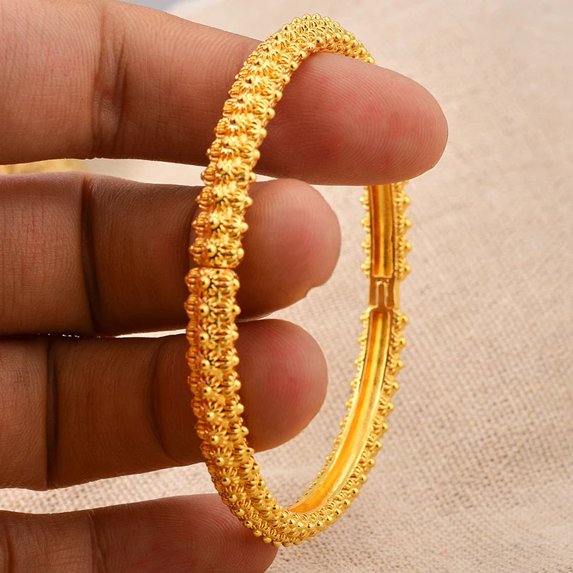 Round Flower Gold-Color Bangle – Algerian Wedding Bracelet (2.36")