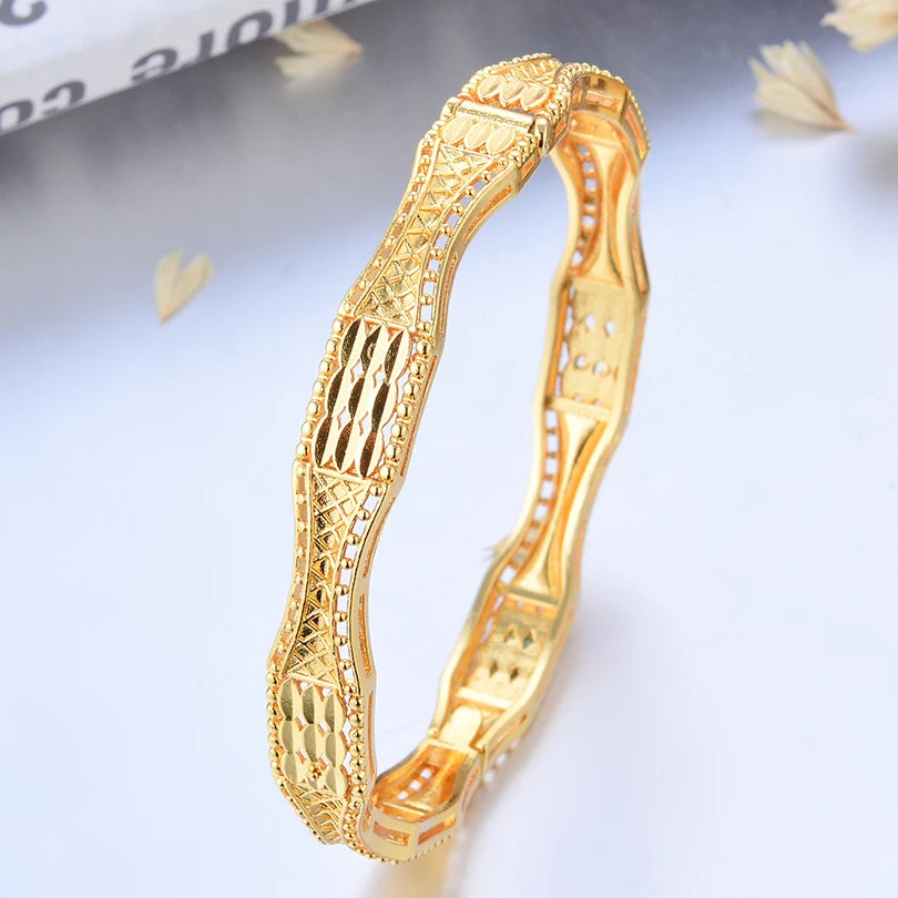 Round Flower Gold-Color Bangle – Algerian Wedding Bracelet (2.36")